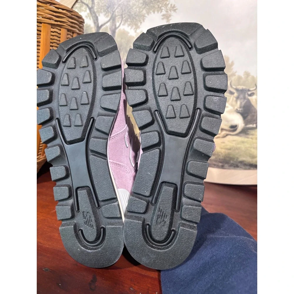 New Balance 574 Rugged Purple Pink Lavender Sneakers Women's 9 Like New - Picture 4 of 7